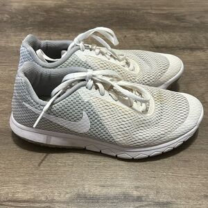 Nike flex experience RN 6 sneakers size 6